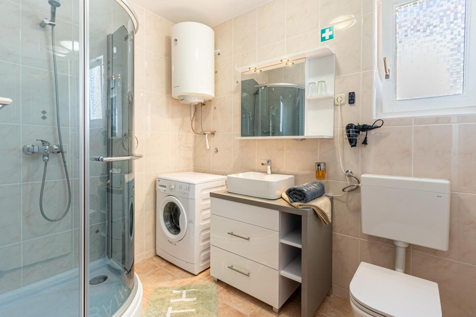 Apartment Kristian ツレス エクステリア 写真